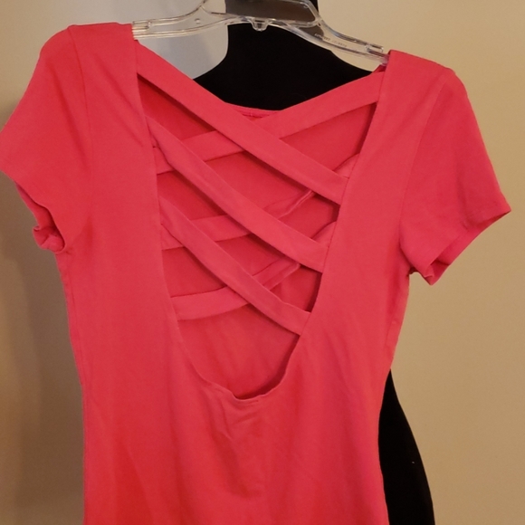 Top - Picture 2 of 4